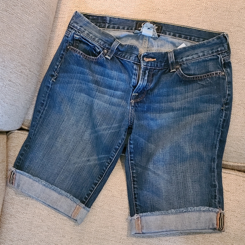 Lucky Brand Bermuda shorts